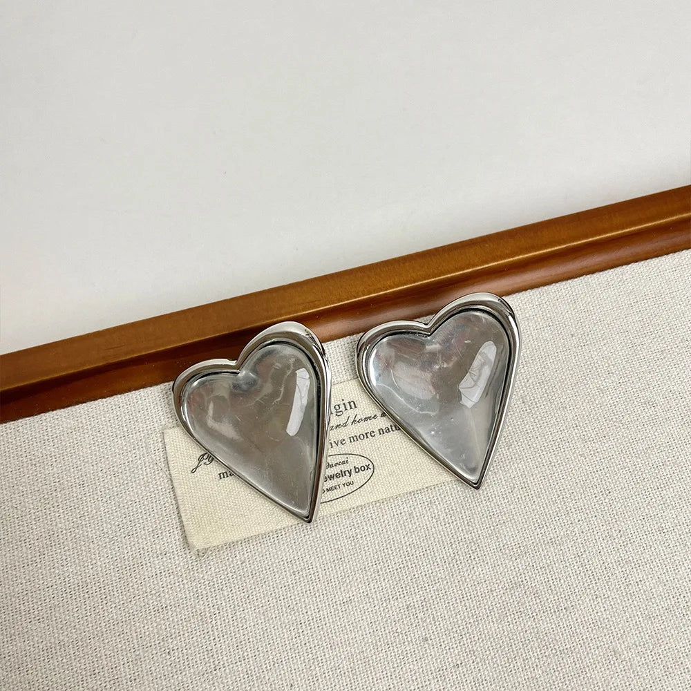 Korean-Style Summer Heart-Shaped Earrings Are Exquisite And Elegant Jewelry Accessories For Women