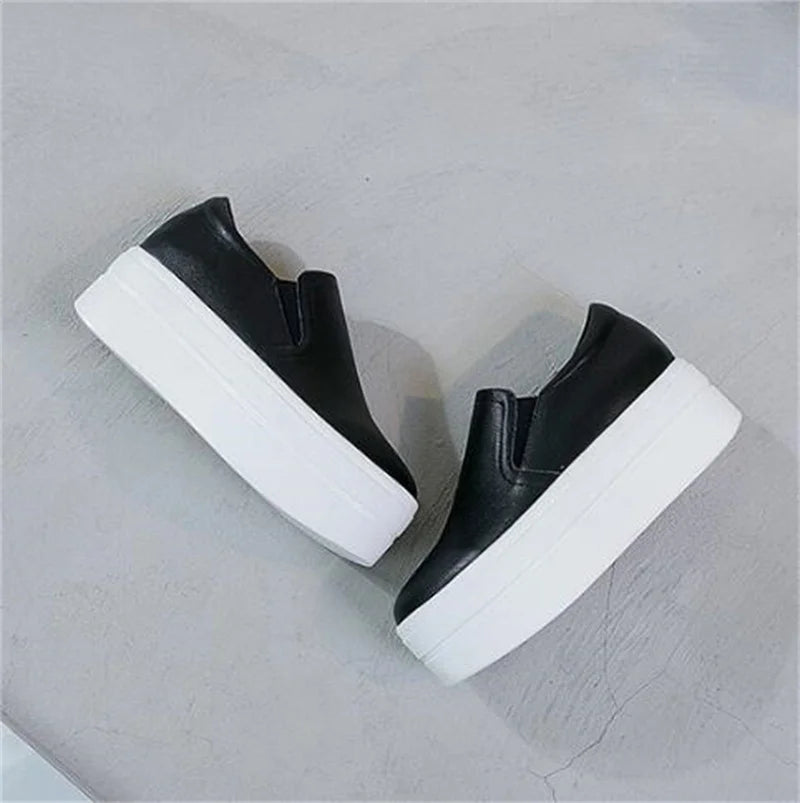 ZXRYXGS 2026 New Top Cowhide Platform Shoes Woman Sneaker Non-slip Comfort Winter High Heels Leather Shoes Women Casual Shoes