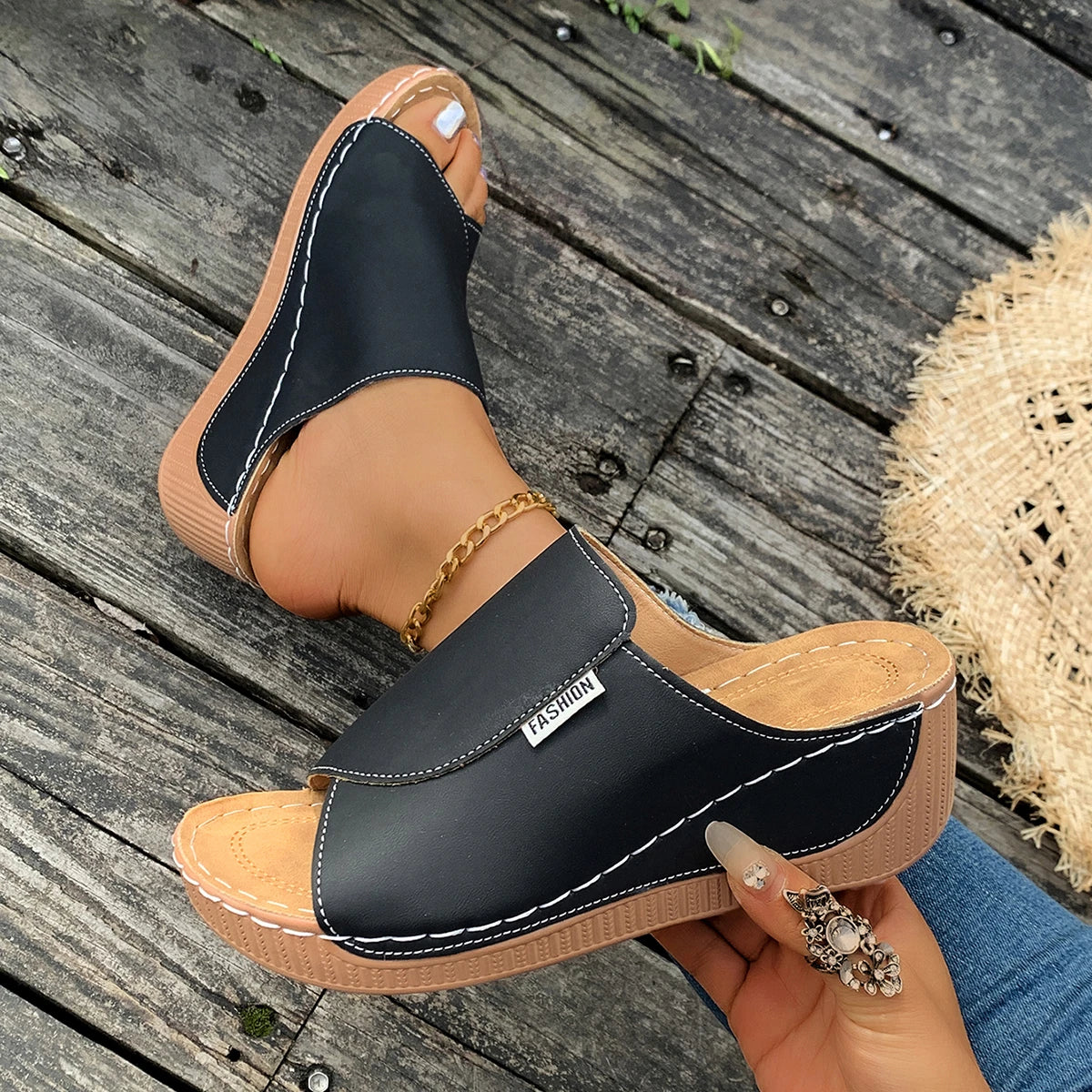 Minimalist Summer Women Sandals Fashion Thick Sole Wedge Heel Platform Slides Slip on Sandals Woman Slippers Female Footwear