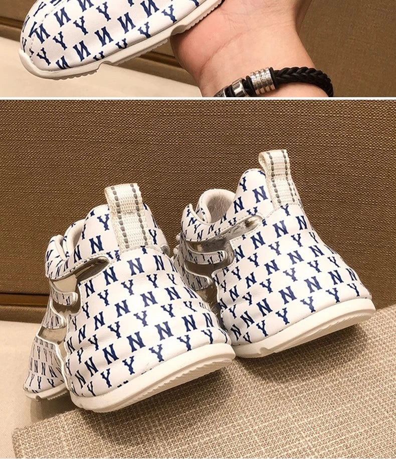 Brand Men Sneakers Fashion Print Casual Shoes Men Breathable Lace Up Running Shoes Luxury High Quality Men Sport Shoes 2026 New