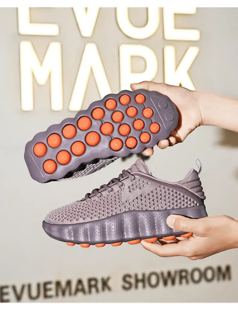 2026 Men's summer lightweight sports shoes, fashionable solid color versatile casual lace up  men's shoes