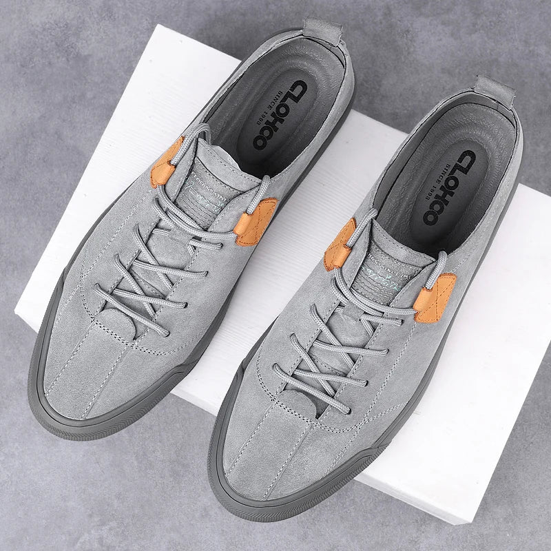 New Soft-Soled Mens Vulcanized Shoes Suede Leather Men Sneakers Fashion Lace-up Solid Shoes Rubber Flats Spring Man Casual Shoes