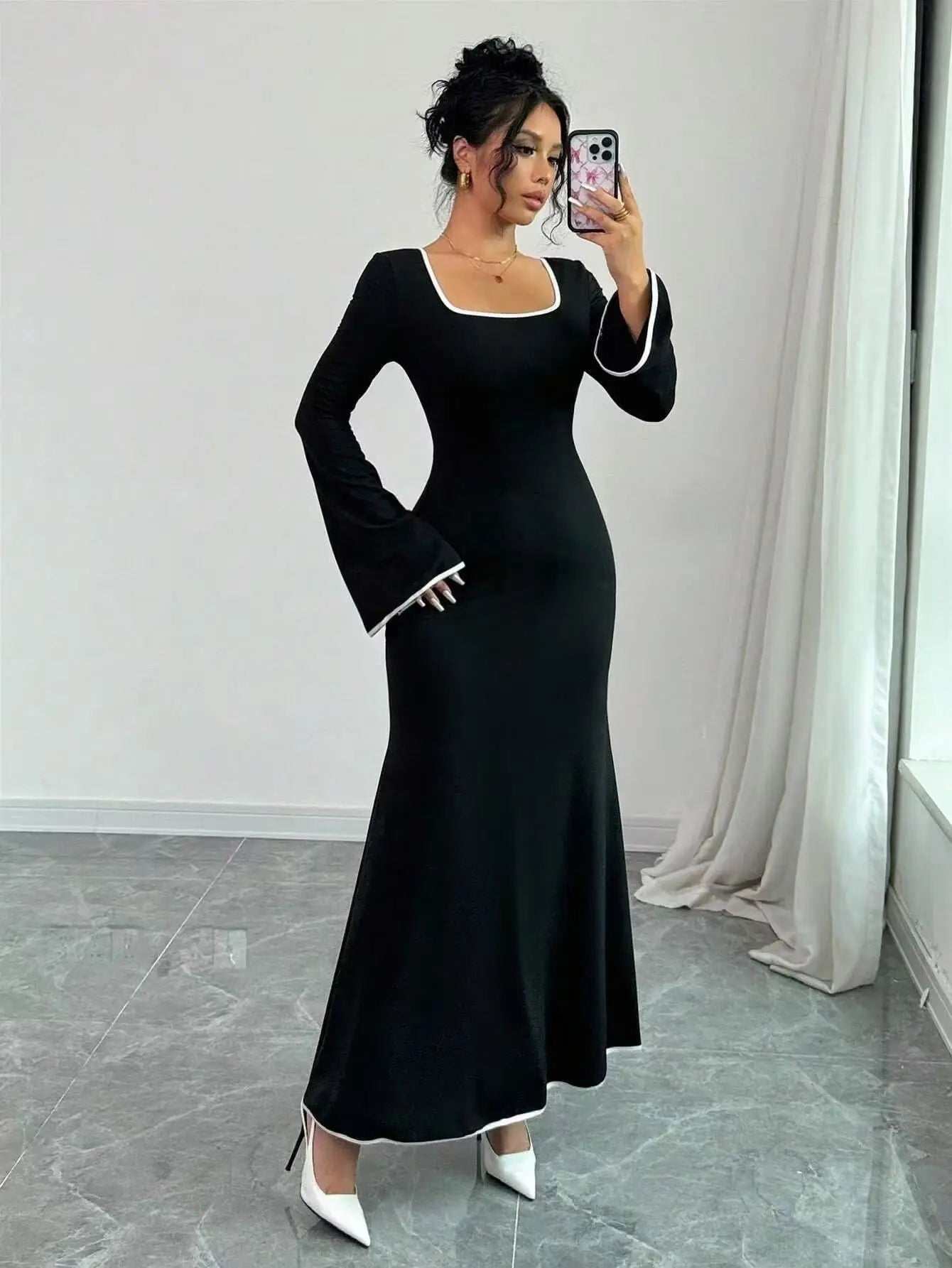 Women's Square Neck Contrast Color Long Sleeve Dress