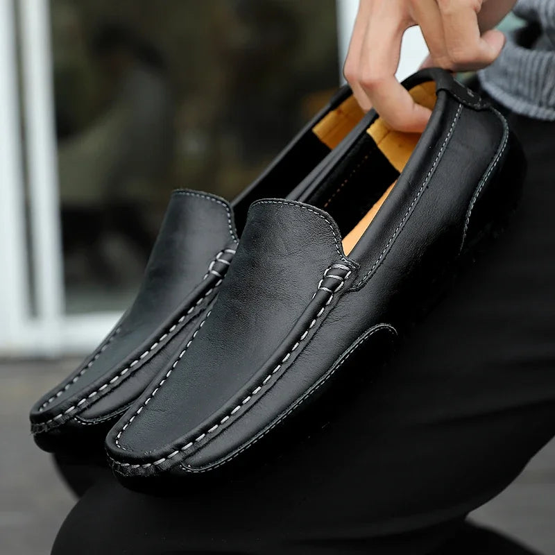 Men's shoes 2023 Casual fashion Men's casual wear Formal men's driving shoes Casual men leather shoes