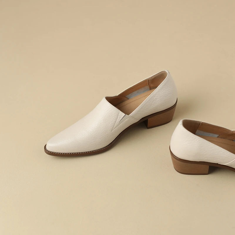 Women's New Simple and Comfortable Vintage Leather Pointed High Heels Large Lefu Shoes