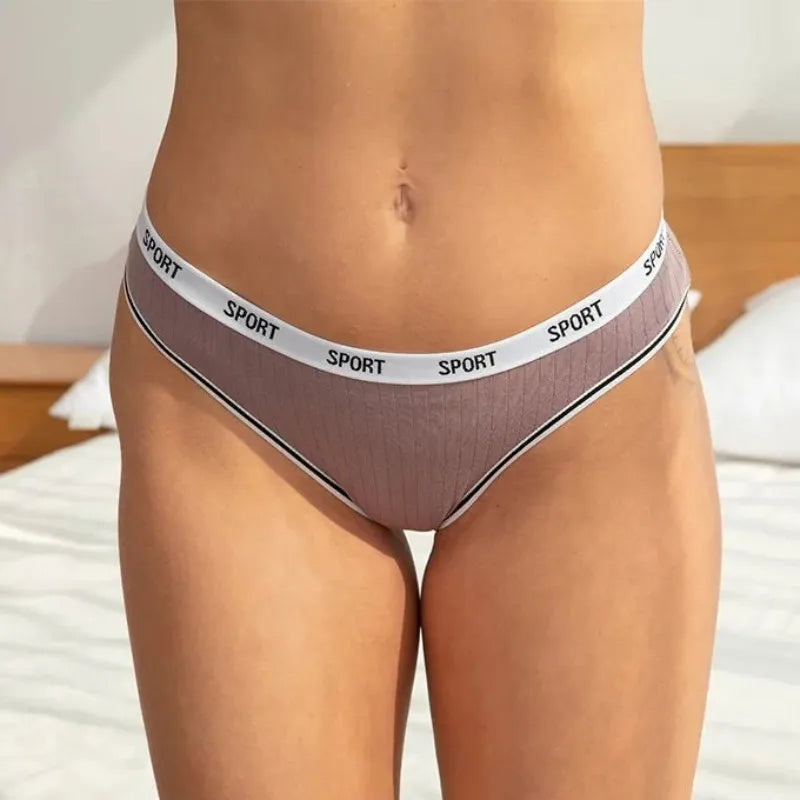 Fashion Letter Women's Underwear Breathable Cotton Triangle Pants Mid Waist Sexy Comfortable Lingerie Bright Cute Girl Briefs