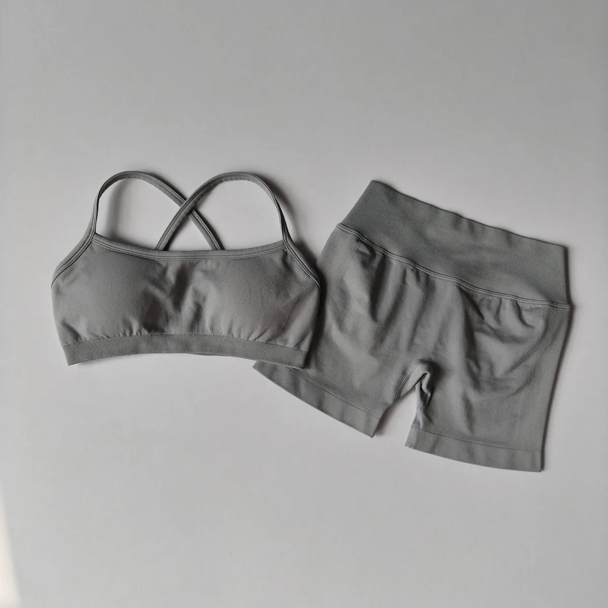 Sports Shorts Set 2 Pieces Seamless Yoga Set Women Workout Tracksuit Sports Bra and Yoga Shorts Suits Sportswear Fitness Gym Set