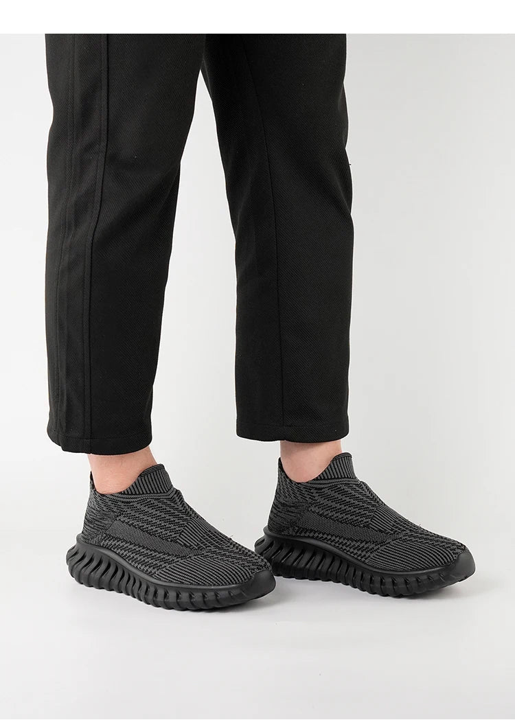 Men's Women Running Shoes Comfortable Slip on Sneakers Man Socks Shoes Lightweight Knit Breathable Casual Outdoors Sneakers