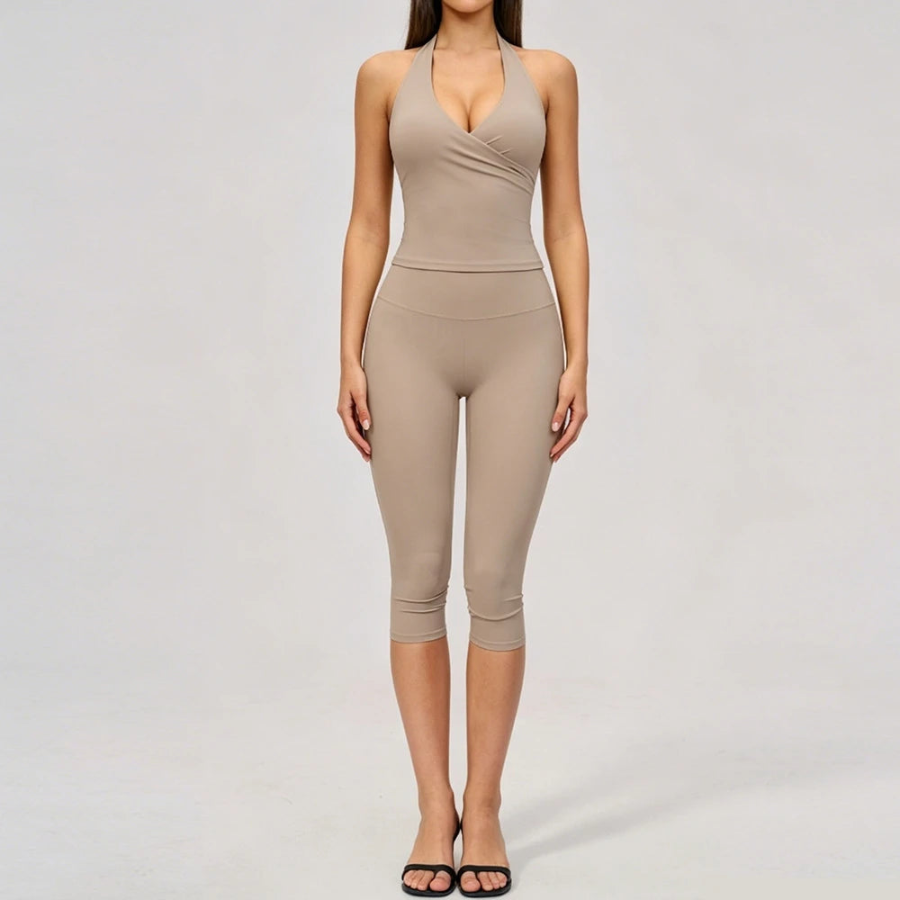 Sports Set 2 Pieces Yoga Set Sexy Women's Sports Set Quick Dry Fitness Set Gym Running Slim Capri Pants Leisure and Fashion Sets