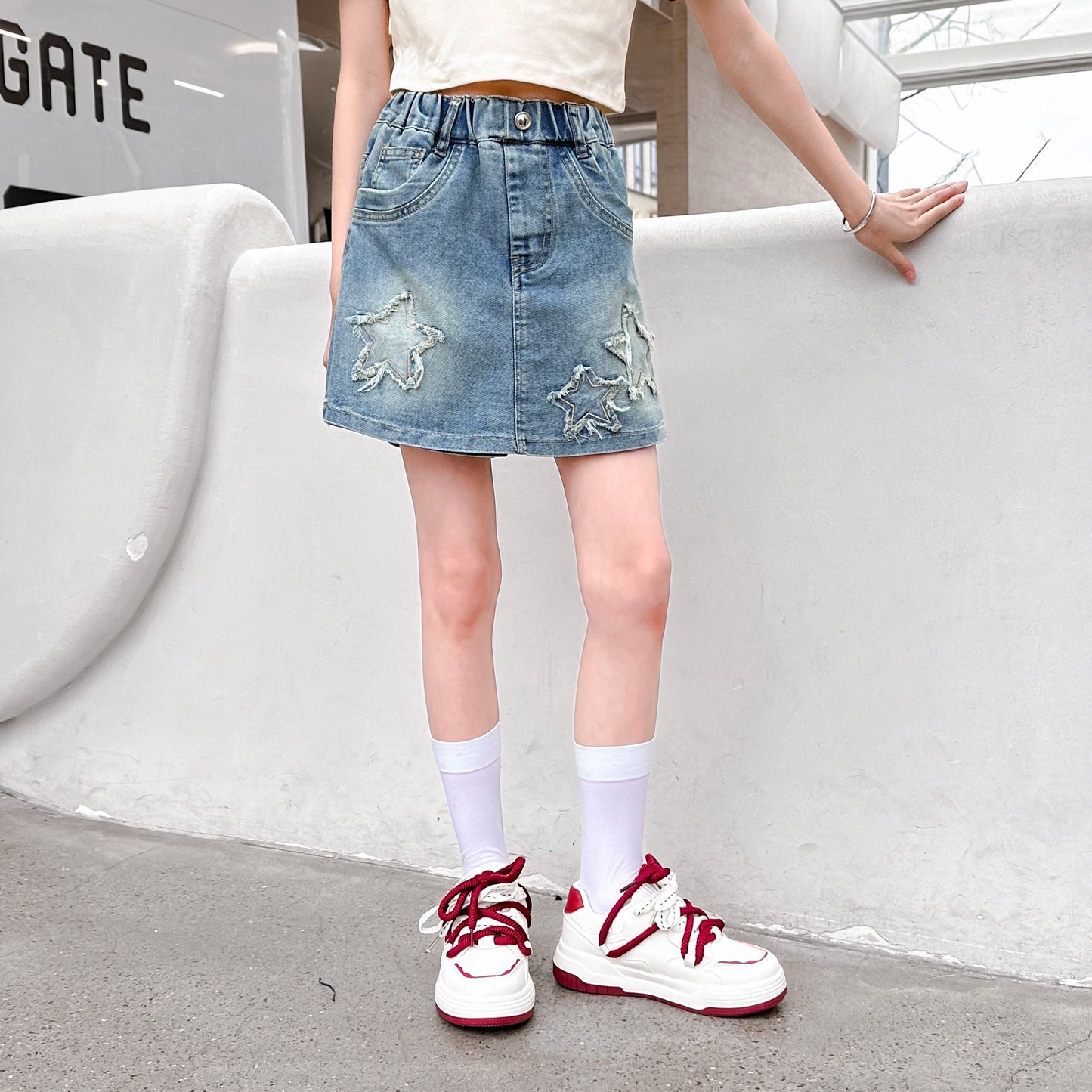 Trendy and Stylish Five-Pointed Star Denim Skirt Pants Suitable for Girls to Wear in Summer, Anti-Exposure, Five-Pointed Star Patch, Washed and Distressed Y2K Style
