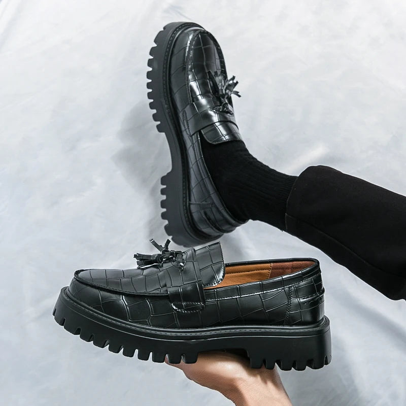 Men's thick soled leather shoes Gentleman retro elegant style Business Office Leisure 38-46 Adult thick soled loafers Black Gray