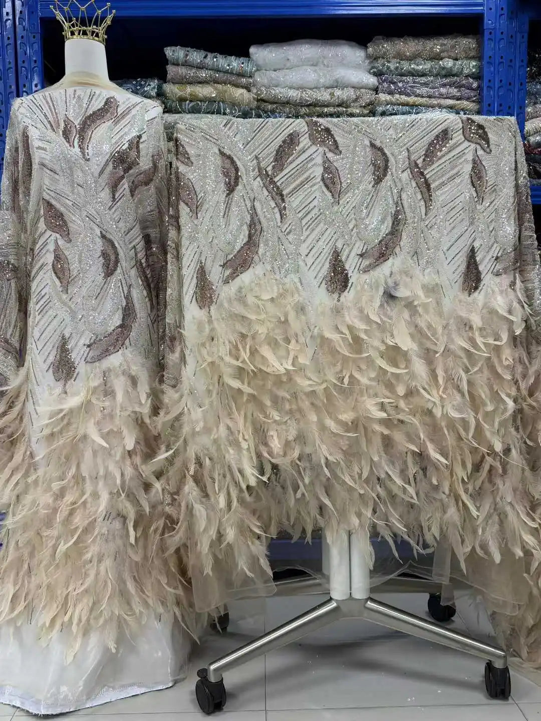 Haute Luxury Handmade 3D Feather Applique Design Fashion African Beaded Net Lace French Fabric Net Lace Evening Dress CC1809