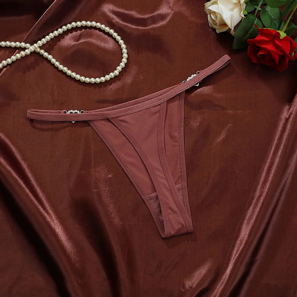 New Women Sexy Thongs Fashion Low Rise Ladies G-string Heart Decoration Sexy Intimate Lingerie T-Back New Cotton Crotch Panties