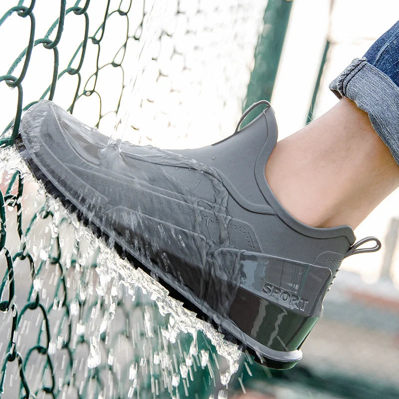 Men's Rain Boots Ankle Waterproof Shoes Men Casual Fishing Work Shoes Slip on Non-slip Rain Shoes Womens Kitchen Rubber Shoe 장화