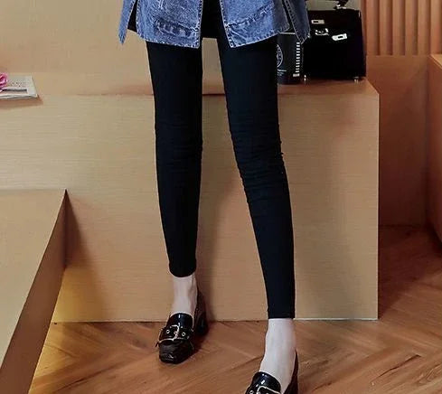 Plain Female Jeans Coats Korean Women's Denim Jackets Long Trench Designer in Promotion 2025 Trend Deals Chic and Elegant New