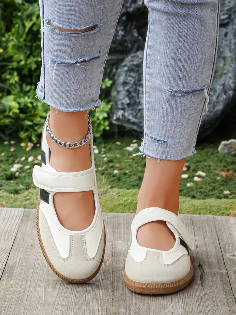 Women Sneakers 2026 New Fashion Solid Shallow Designer Shoes Spring Autumn Soft Soled Loafers Comfort Casual Female Sports Shoes