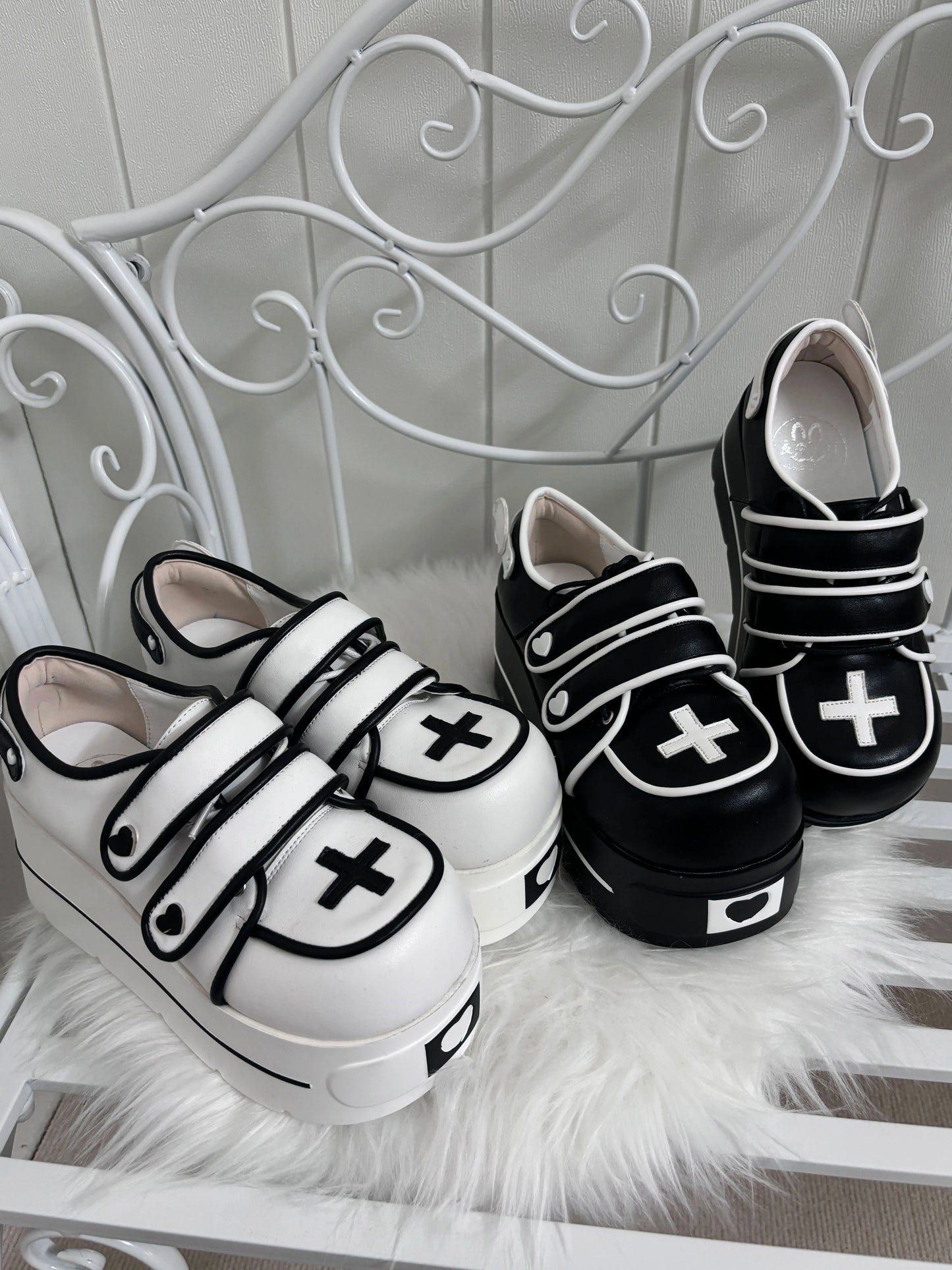 Original Japanese Cute Cross Print Thick-soled Muffin Shoes Subculture Sweet Cool Girl Round Head Pu Leather High Heels Women