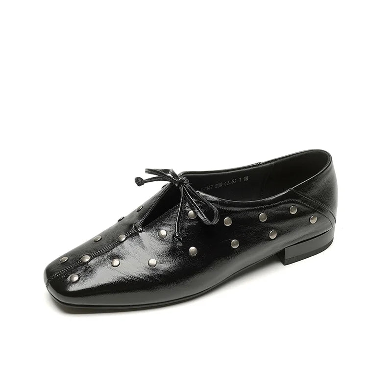 Dilalula 2025 Spring Genuine Leather Rivet Pumps Women Lace Up Low Thick Heels Soft Back Young Women Leather Leisure Pumps
