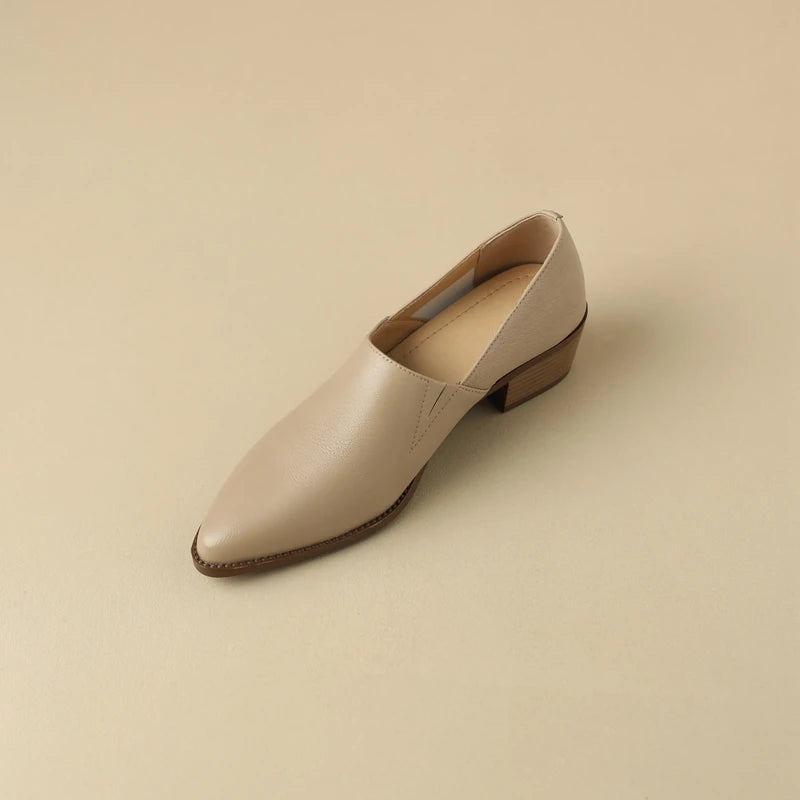 Women's New Simple and Comfortable Vintage Leather Pointed High Heels Large Lefu Shoes