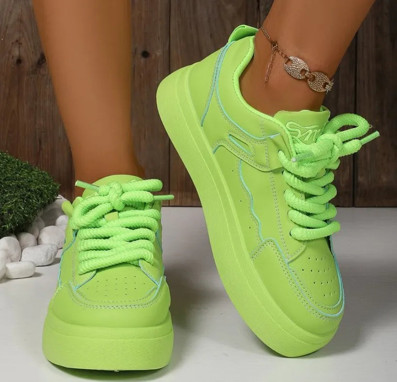 Thick-Soled Sneakers for Women 2025 Fall New Fashion Versatile Heightening Bread Shoes Casual Platform Women's Vulcanize Shoes