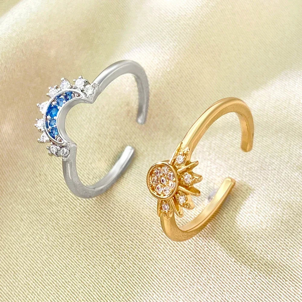 Moon and Star Ring Set Luxurious Crystal Rhinestone Two-in-One Couple Bff Friendship Rings Jewelry Gifts for Girlfriend Sister