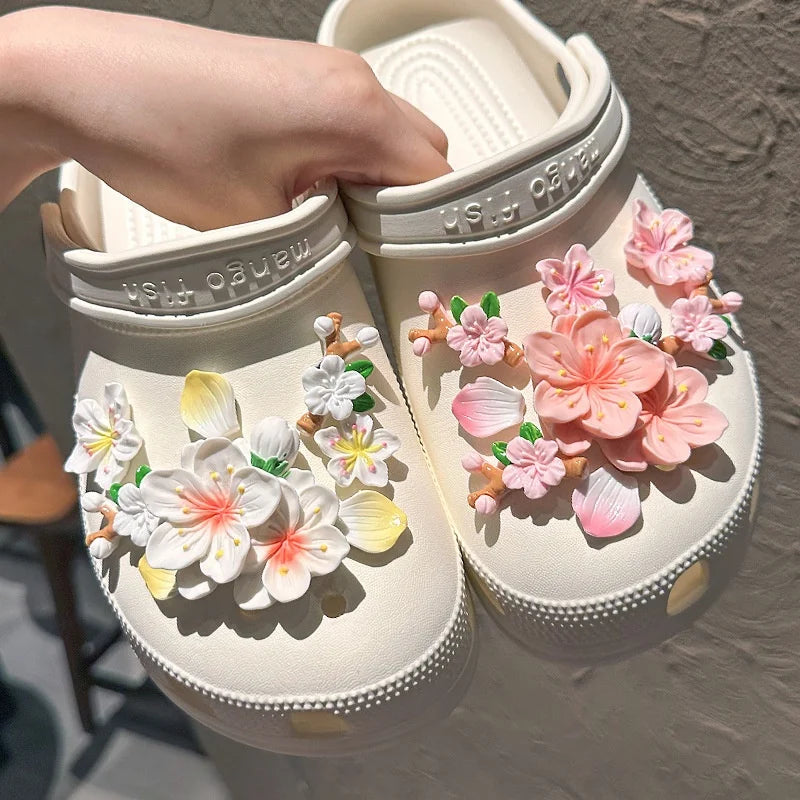 New Hot Fashion shoe Charms for Creative Branches and Flowers Clogs Shoe Buckle Cute shoe Accessories Decoration for Girls Gift