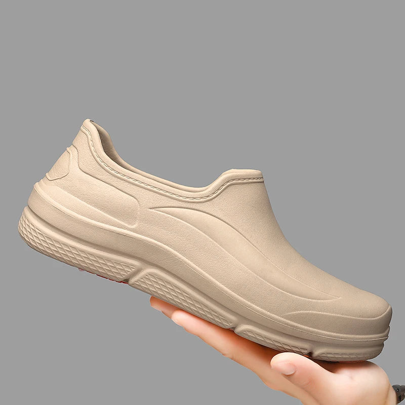 Summer Chef Shoes Anti Slip and Oil Proof Work Shoes Casual Lazy Slippers Soft Comfortable Beach Slippers Sandals Garden Shoes