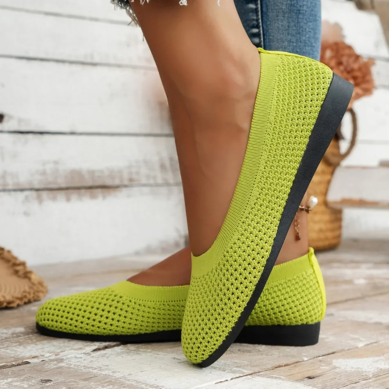 Women Round Toe Flat Shoes Solid Color Knitted Slip on Shoes Casual Breathable Ballet Flats Women Mesh Flat Shoes Loafers Woman