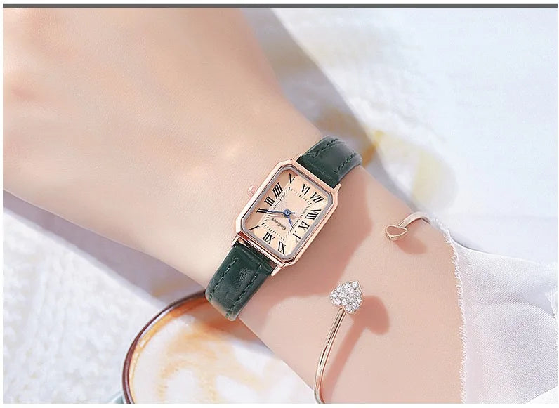 Fashion Retro Digital Dial Casual Watches Square Leather Strap Fashionable Clock Quartz Wristwatch for Women Gift
