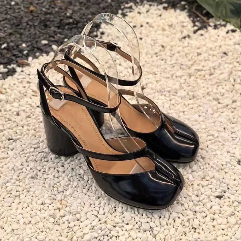 New Fashion Patent Leather Cross Belt Tabi Women's Pumps Spring and Summer Slingbags Split Toe Thick High Heels Chunky Shoes