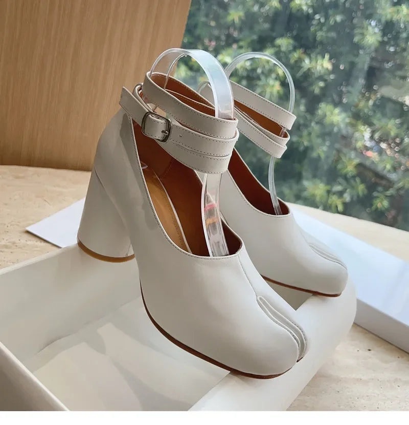 Vintage Spring Fashion Slipt Toe Tabi Women Pumps Chunky Round Heeled Ankle Strap High Heels Patent Leather Party Shoes