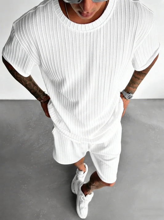 Men's Textured Two-Piece Casual Set: Short-Sleeve T-Shirt and Shorts