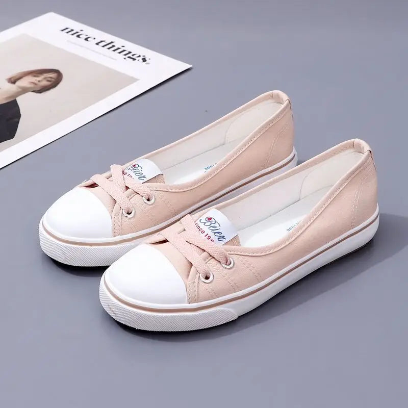 Red Women Footwear Flat Round Toe Black Canvas Ladies Shoes New Arrival 2025 Sale Cheap Vulcanized for Casual Urban 39 Walking A