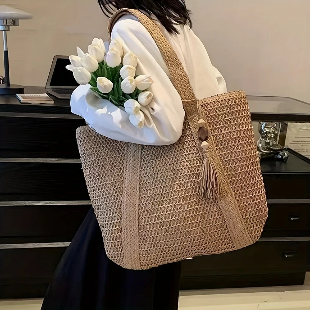 Straw woven bag, women's new versatile large capacity commuting tote bag, fashionable and stylish vacation bag