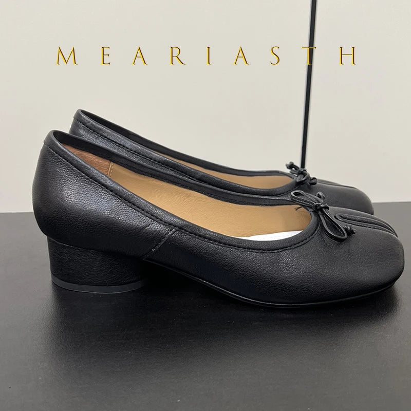 Slip-On Cylindrical Heel Tabi Pumps Bowknot Split Toe High Heels for Women Handmade Multi-Color Novelty Design Leather Shoes New