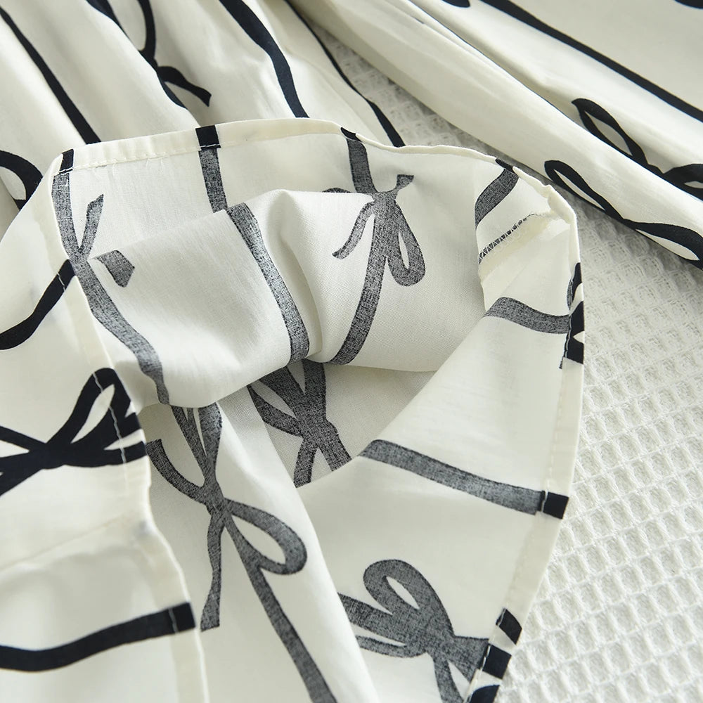 Fashion Black and White Summer New Girls' Casual Clothes Korean Version Sleeveless Pleated Vest+bow Striped Printed Pants Set