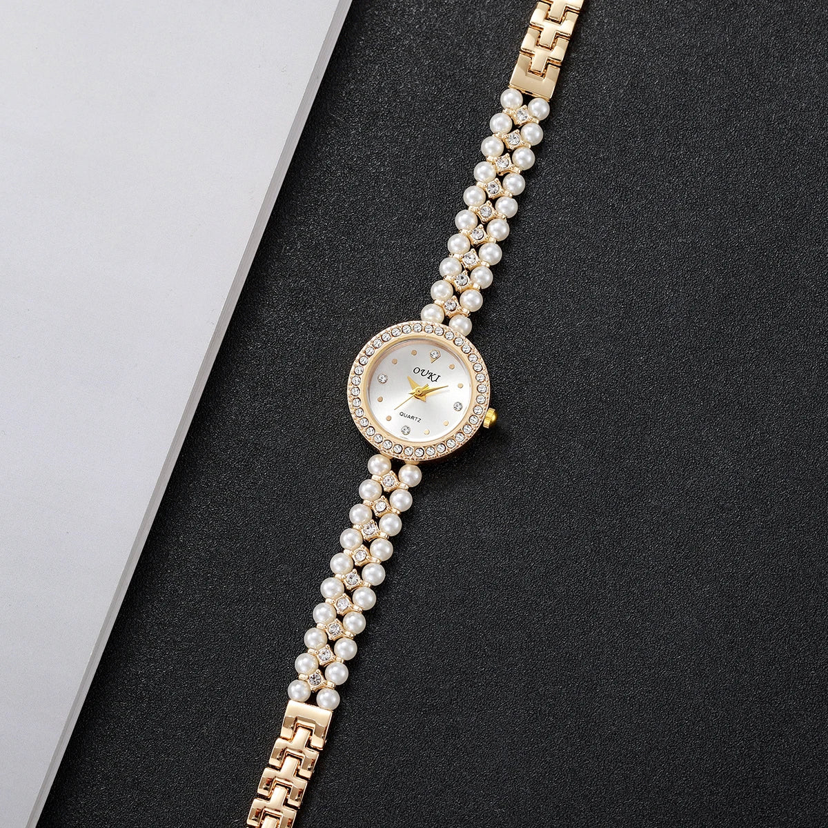 Fashion Women's Watches Ladies Imitation Pearls Alloy Band Analog Quartz Wristwatch Reloj Mujer（Without Box）