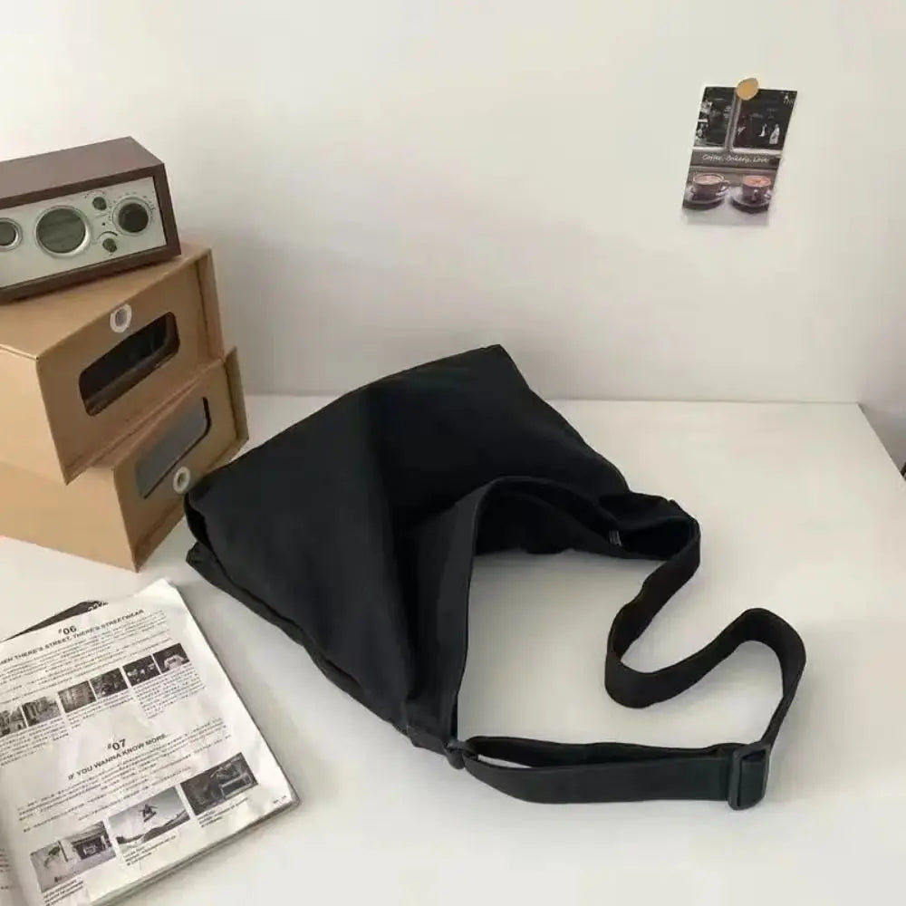 Retro Canvas Shoulder Bag Large Capacity Multi-purpose Messenger Bag Travel Tote Bag Woman Men