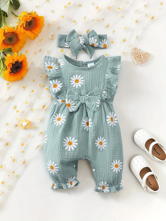 Baby Girl Romper Set with Small Flutter Sleeves and Daisy Print, Gray-Green Bow Baby Jumpsuit, Paired with Matching Daisy Headband, Fresh Summer Outing Outfit for Infants and Toddlers, Two-Piece Set
