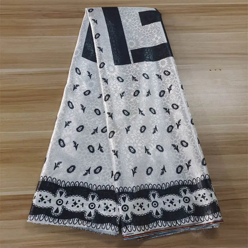 African Brocade Printing Fabric Shiny and Fashionable for Sewing Clothing Polyester Garment Fabric Breathable Opaque Inelastic