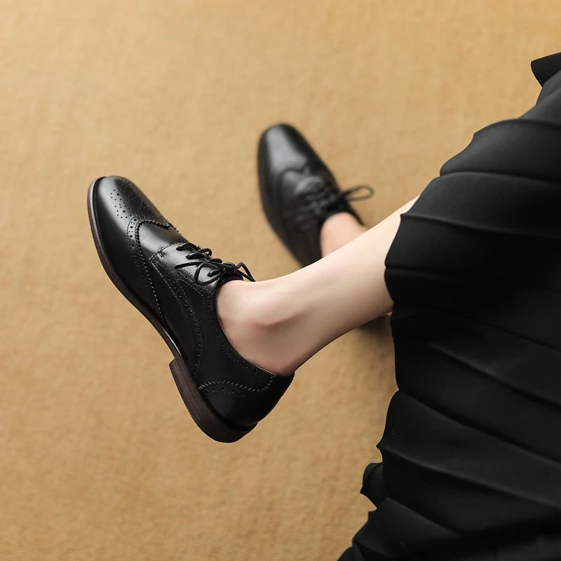 Women's New Round Head Burnt Flower Inner and Outer Leather Cowhide Lace up Large Low Heel Block Oxford Shoes