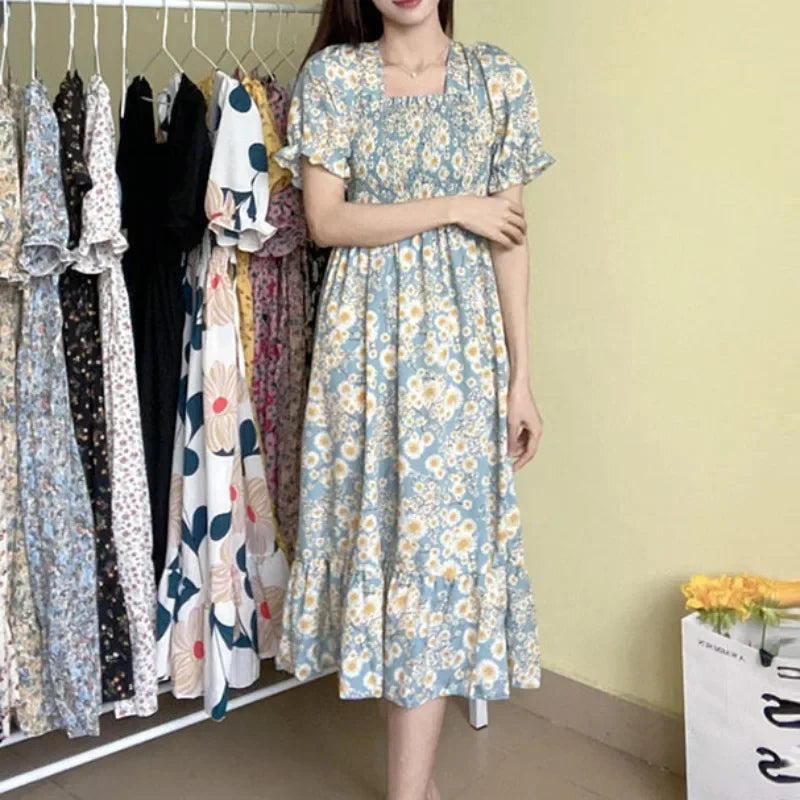 Chiffon floral dress for women, elastic waist, short sleeves, blue daisies, A-line, Bazaarhubo.