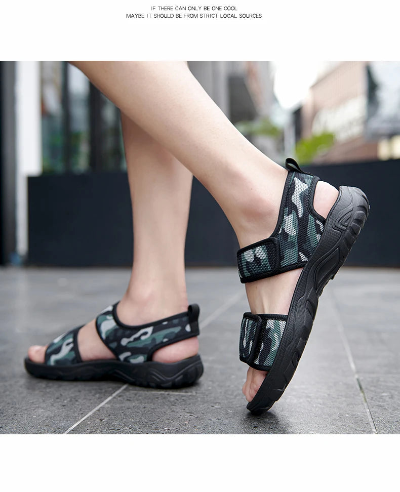 Men Sandals Summer Leisure Beach Holiday Outdoor Male Retro Comfortable Casual Sandals Breathable Mesh Men Flip Flops