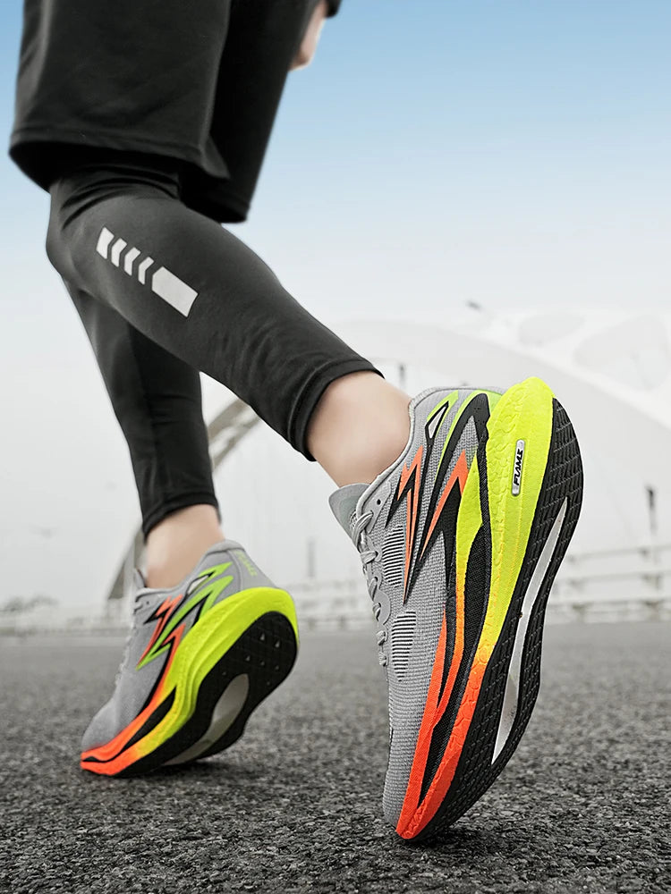 Men Running Shoes New Carbon Board Marathon Sports Shoes Breathable Lightweight Trend Women's  Athletic Sneakers