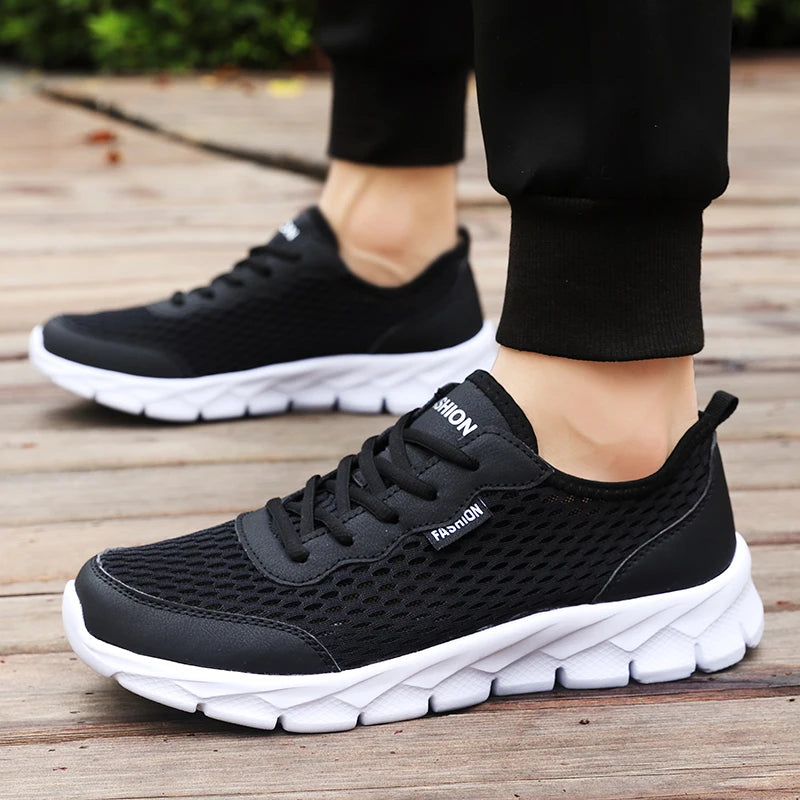New Running Shoes for Men Comfortable Sports Shoes Lightweight Fashion Summer Plus Size 38-48 Breathable Sneakers for Men