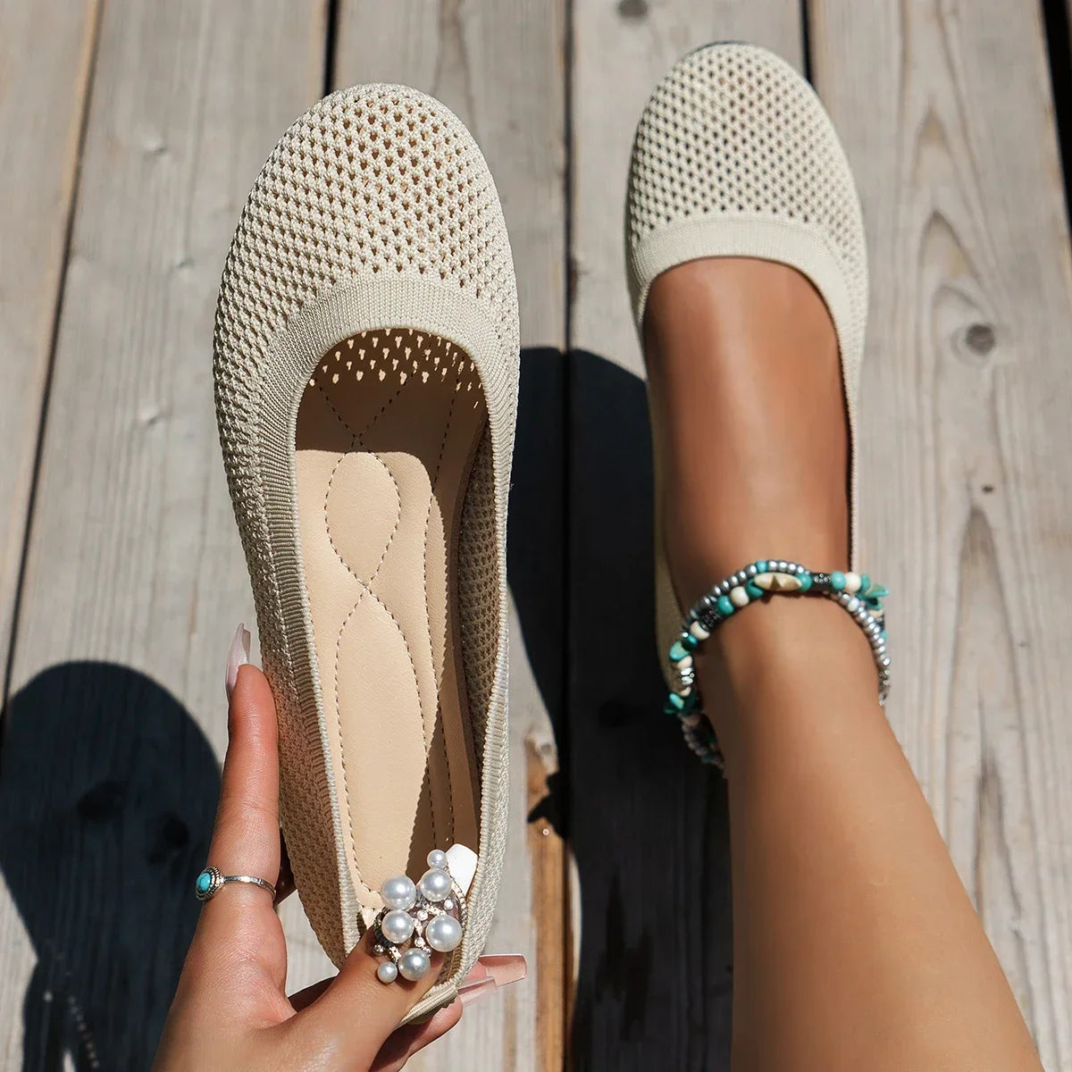 Women Round Toe Flat Shoes Solid Color Knitted Slip on Shoes Casual Breathable Ballet Flats Women Mesh Flat Shoes Loafers Woman