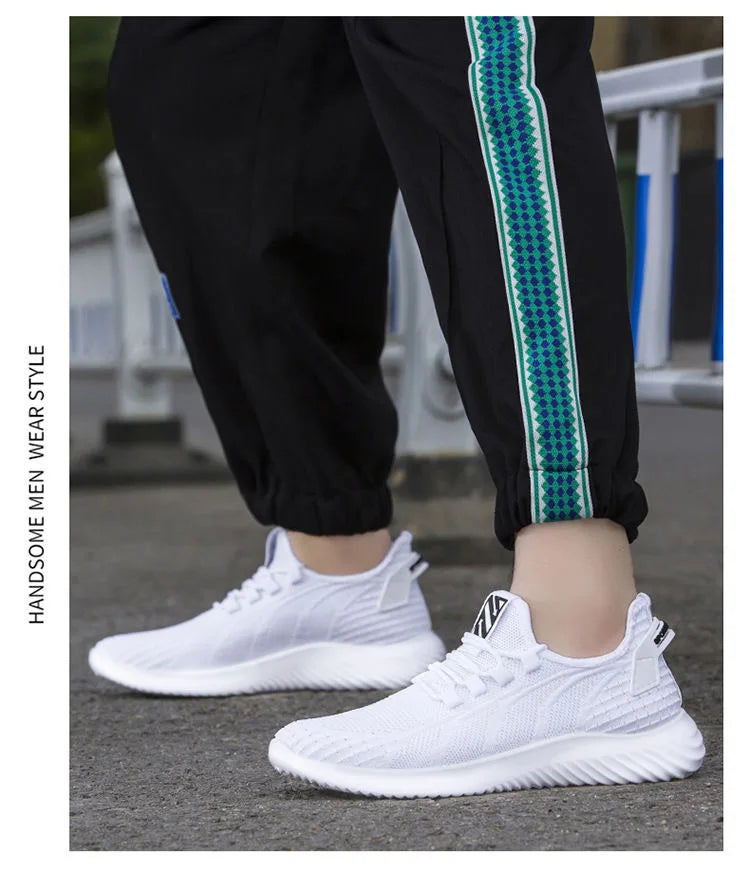 Spring New Fashionable Men's Running Shoes Leisure Style Youth Trendy Sports Shoes Low Top round Toe Rubber Outsole Mesh Lining