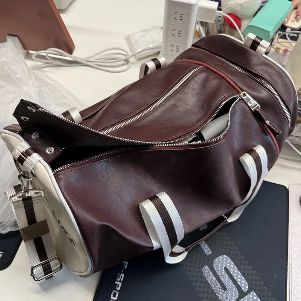 Gym Bag Men and Women Shoulder Bag Messenger Portable Training Basketball Bag Cylinder Travel Bags Sports Leather Handbag Tennis