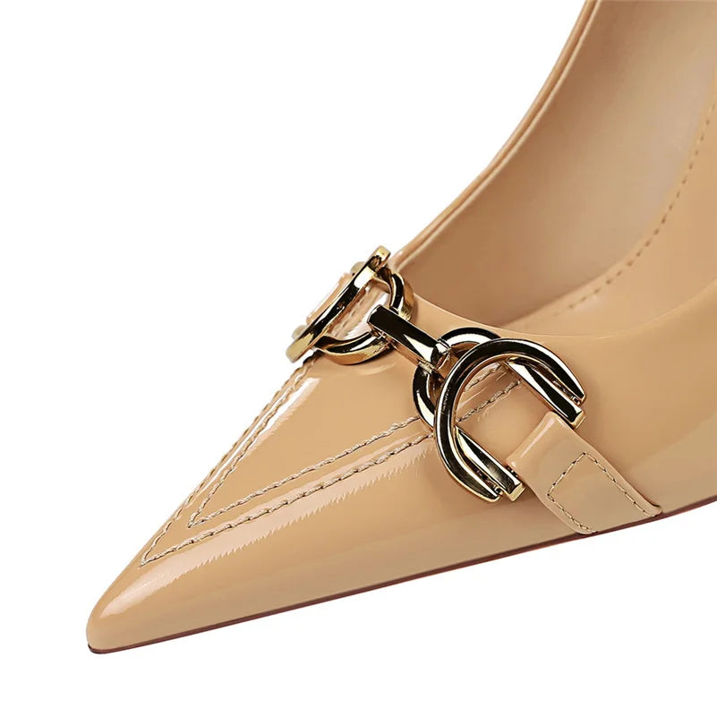 2023 Women Sexy 10cm High Heels Burgundy Nude Pumps Lady Stripper Stiletto Heels Glossy Leather Wedding Bridal Quality Red Shoes