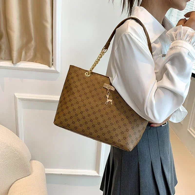 Presbyopic Handbag Luxury Design Large Capacity Handbag Women Fashion Printing Shoulder Bag Trendy Shopping Bag With Pendant
